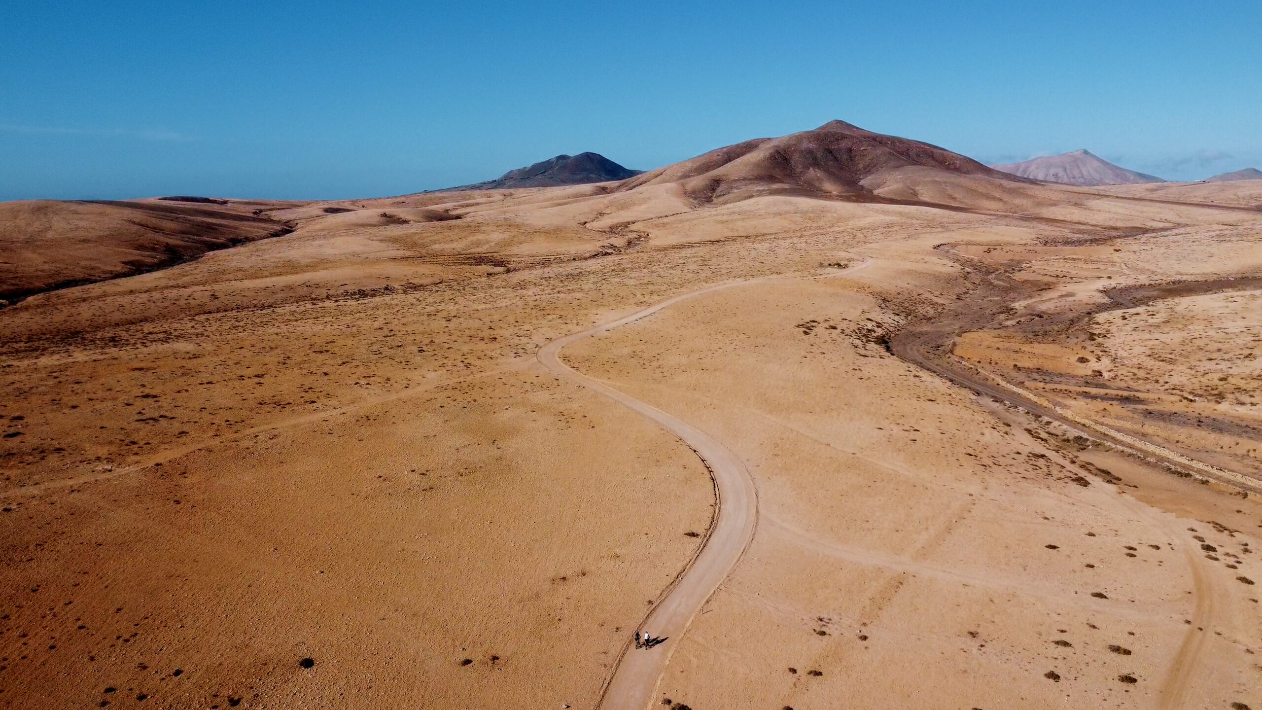 Montage V3.00_02_43_01.Still023